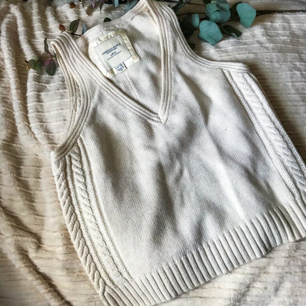 Cream Cable Knit American Eagle Sweater Vest